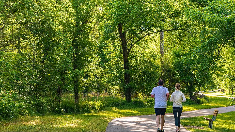 N Pic Exercise Running Park Couple Elder