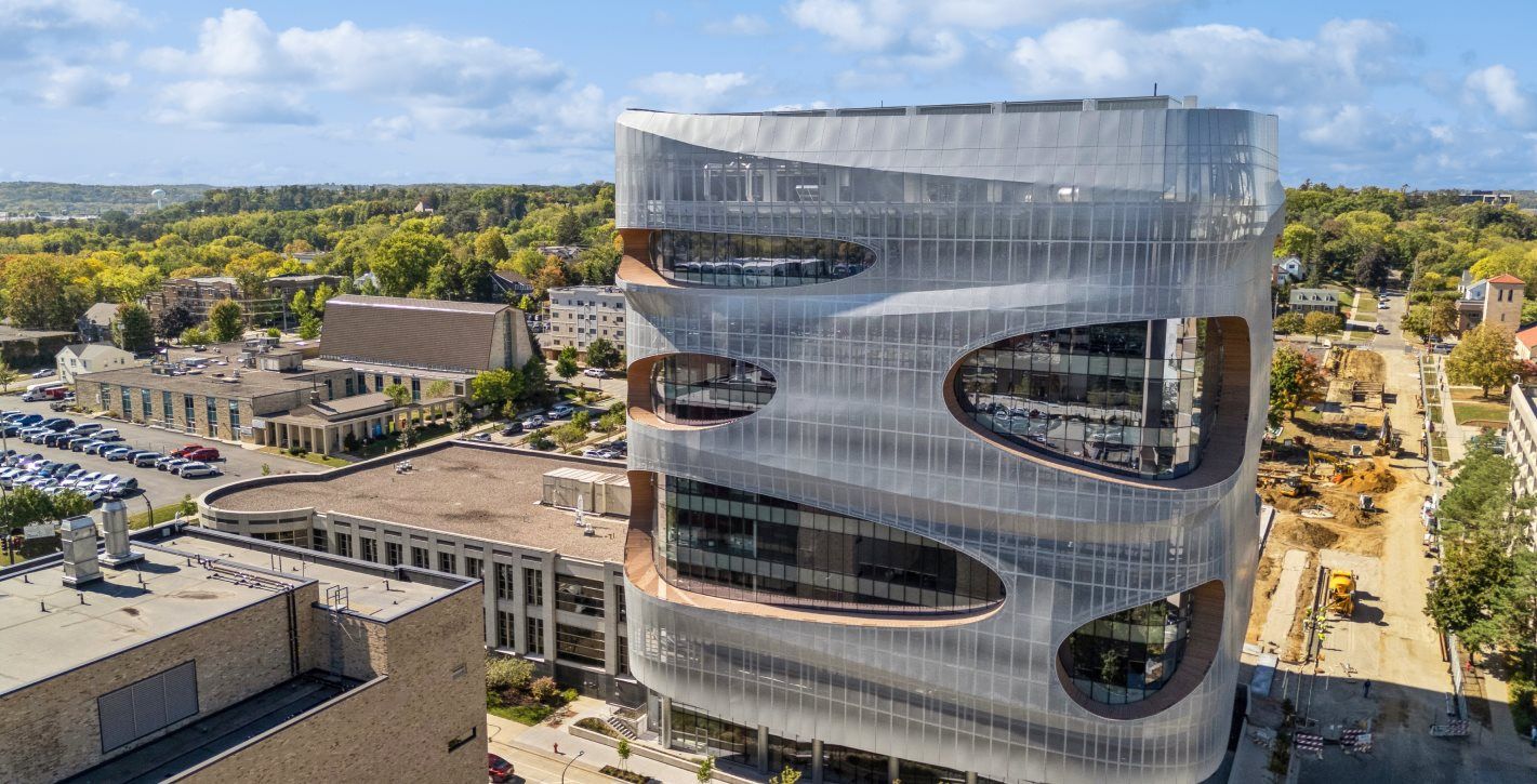 Mayo Clinic’s Anna-Maria and Stephen Kellen Building