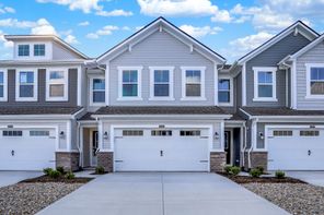 7519 Marin Parkway (Roxbury)