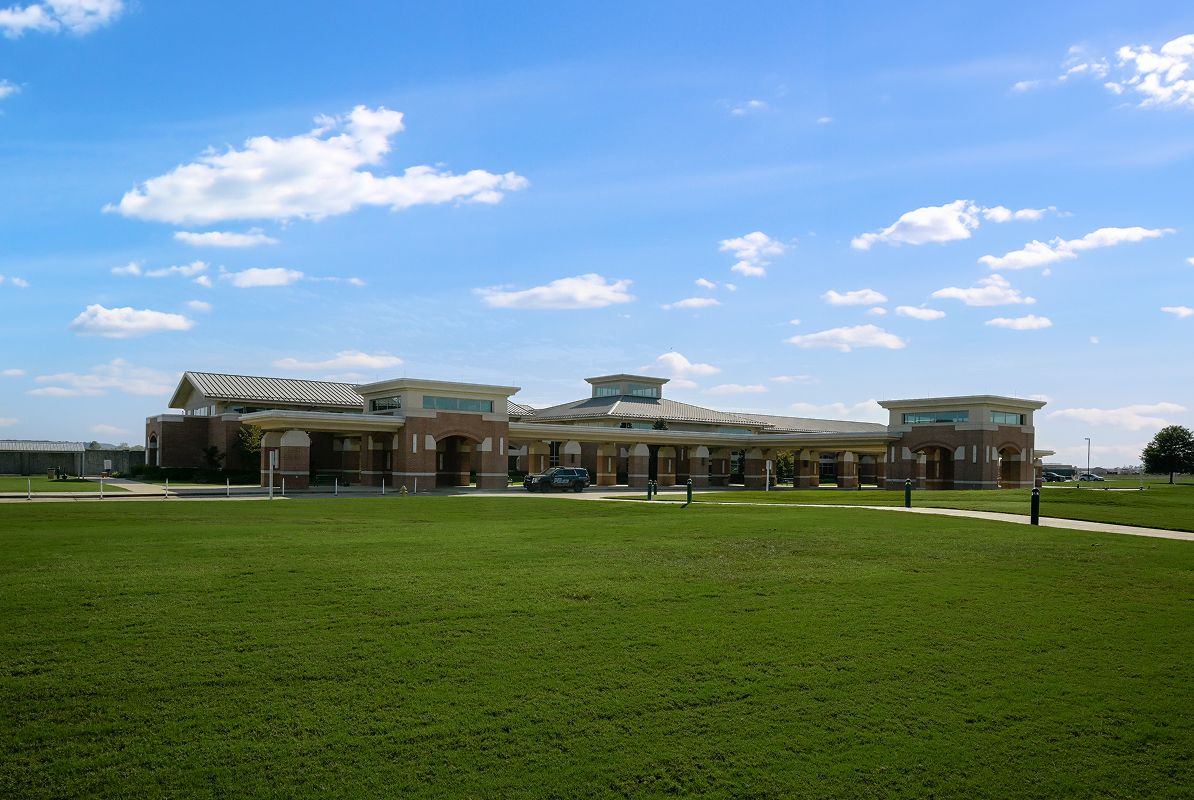 Fort Smith Fort Smith Regional Airport 1of3