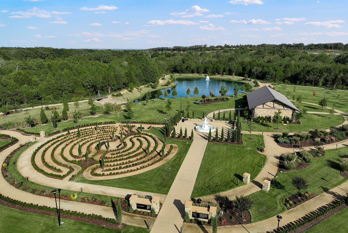 Fort Smith Celebration Garden 8of11