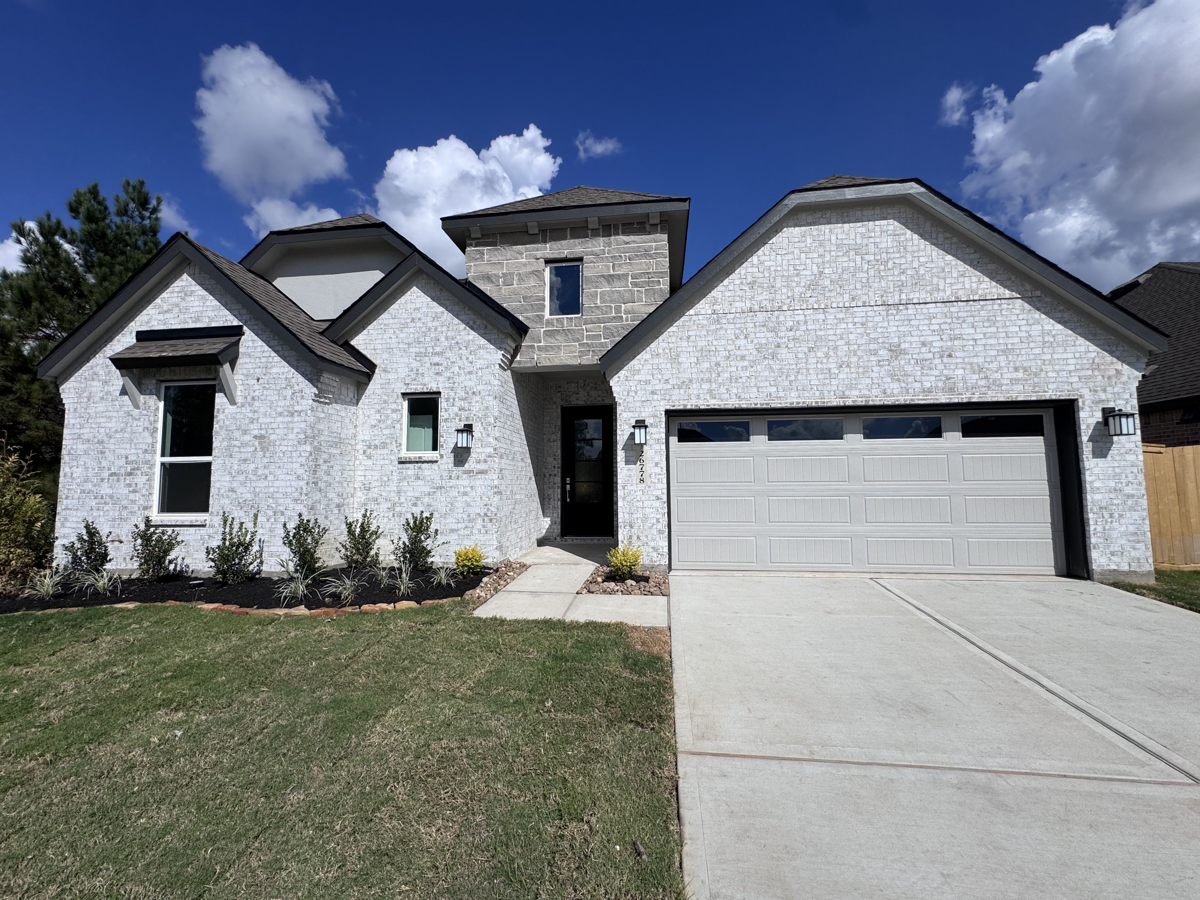 26778 Frontier Trace Drive (Glenbrook II)
