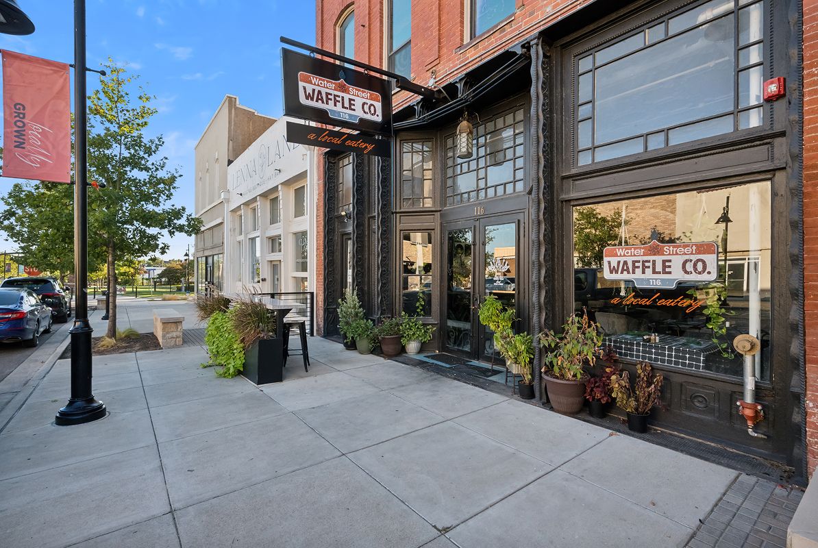 Temple Downtown 1of2