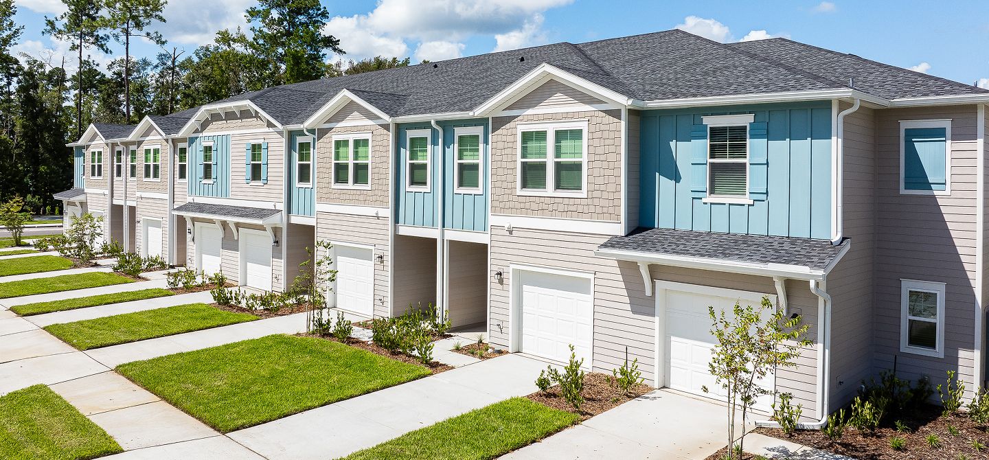 casa en Silver Falls Townhomes at Silverleaf por Lennar