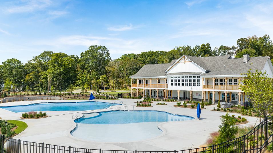 Court Gainesville Township Amenity Pool 8of10