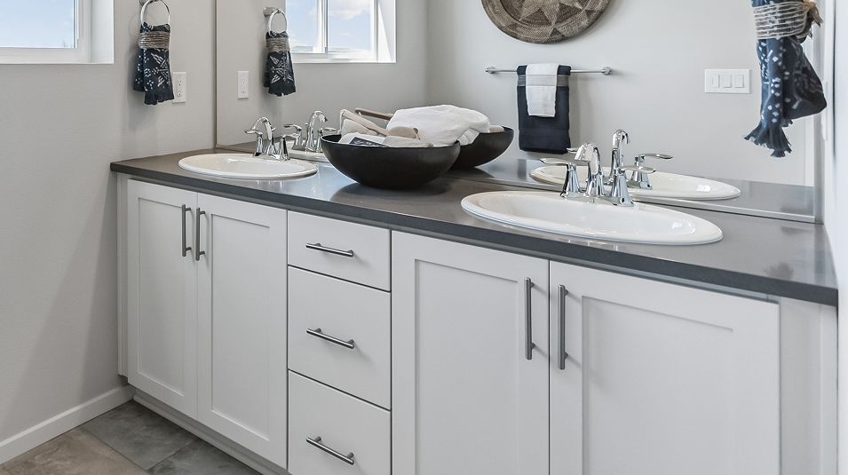 Smith Creek Season EI Owners Vanity Quartz Countertops F2