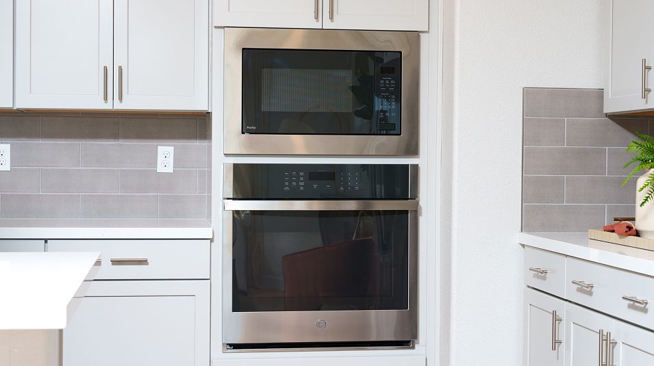 Shoreside Westlake EI Microwave Oven