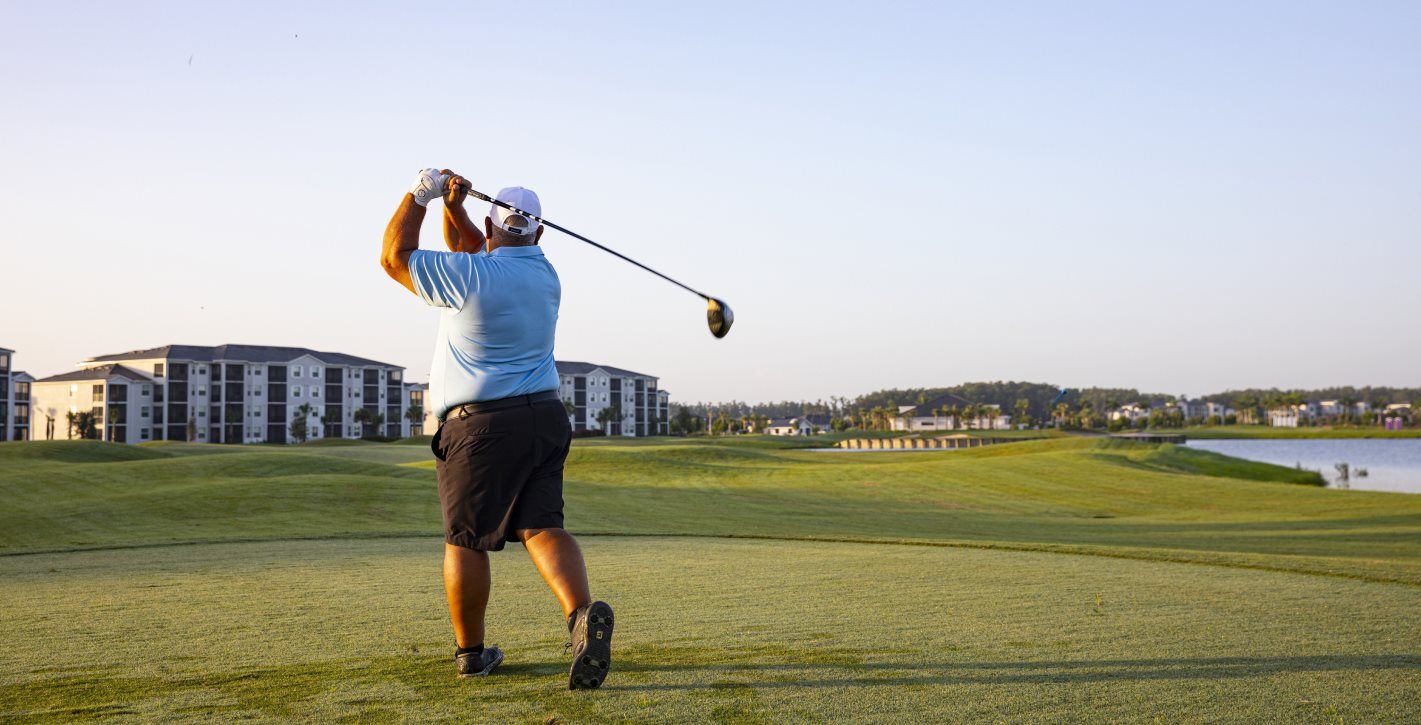Nearby golf courses