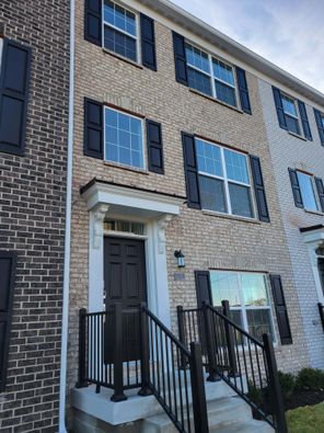 6634 Halsey Street (Lockerbie V)