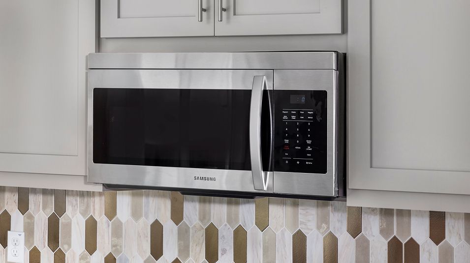 Serenity One Lake EI Kitchen Microwave