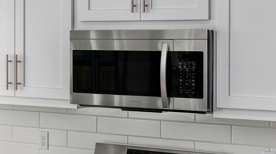 Emerald One Lake EI Kitchen Microwave