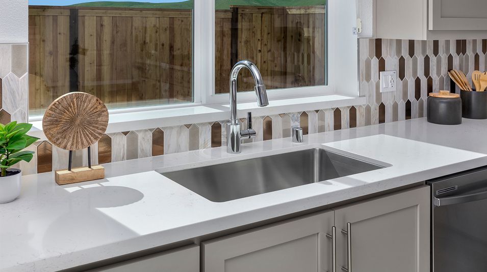 Serenity One Lake EI Kitchen Sink