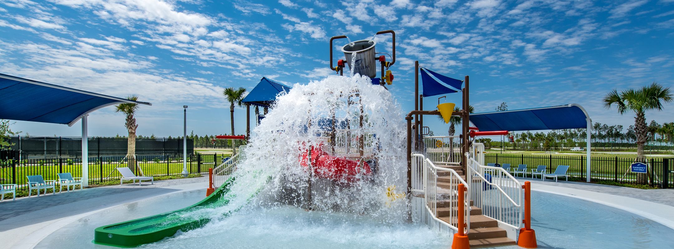 Silver Leaf Amenity Pool Splash Pad (1)