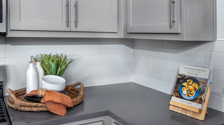 Heritage River Islands EI Kitchen Countertops