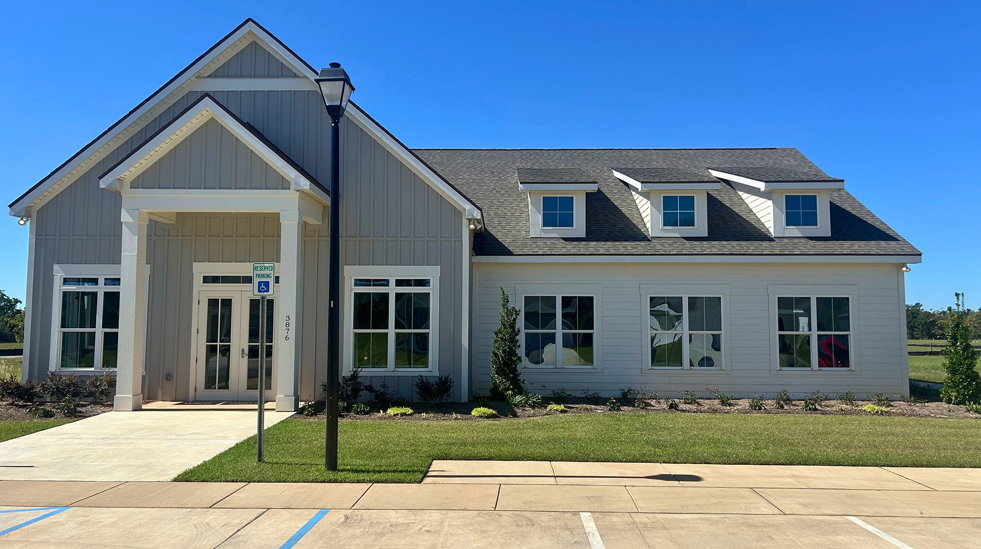 Southwood Arbor Walk Amenity Clubhouse Exterior 1of2