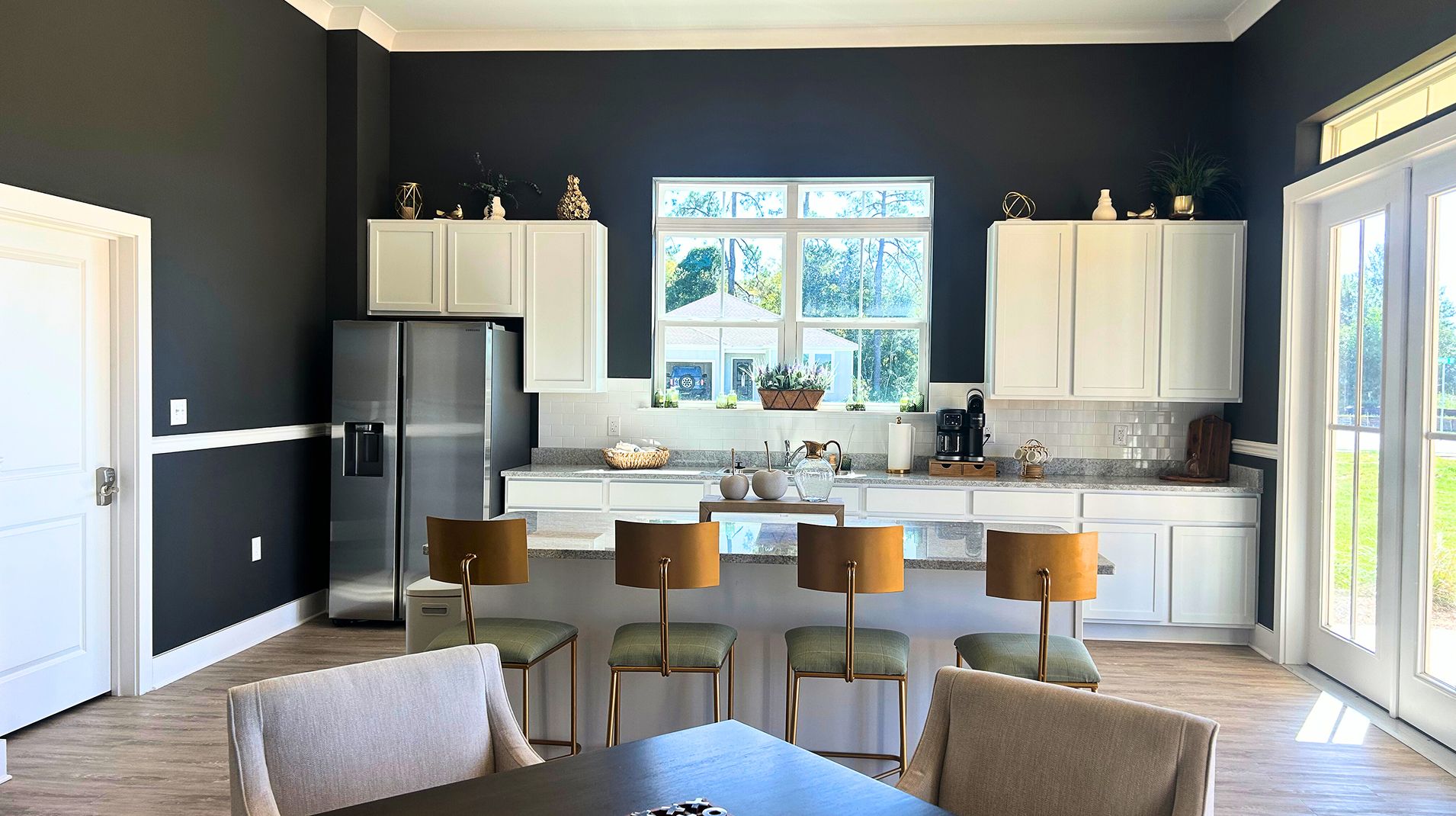 Southwood Arbor Walk Amenity Clubhouse Interior Lounge 3of3