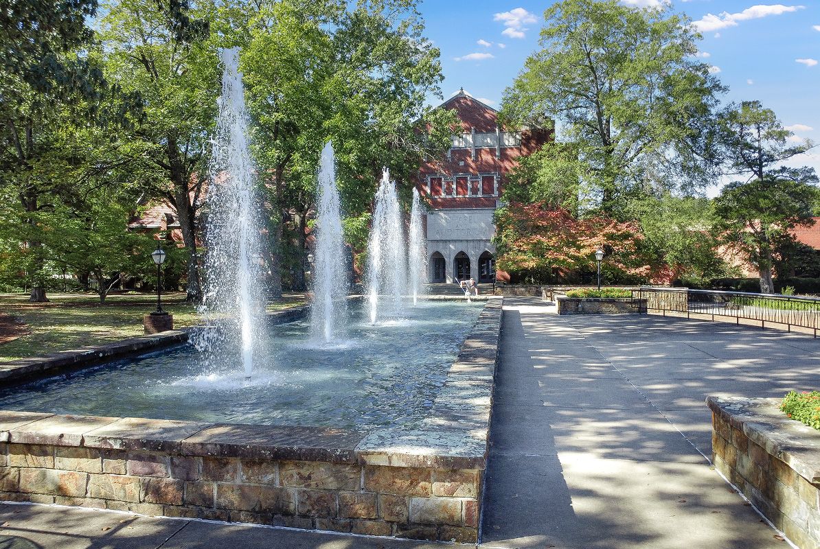 Conway Hendrix College 3of6