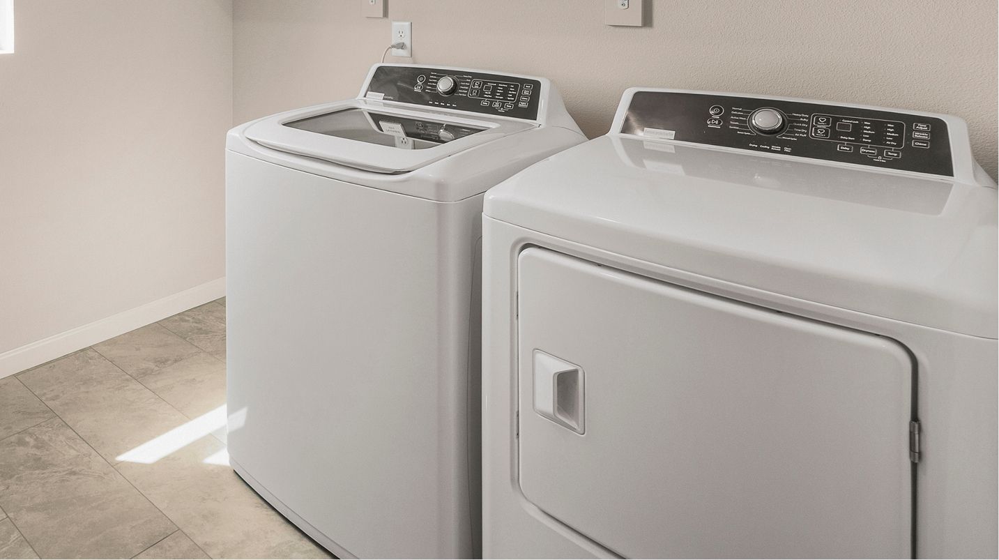 Ridgefield Heights Bainbridge EI Washerand Dryer F2