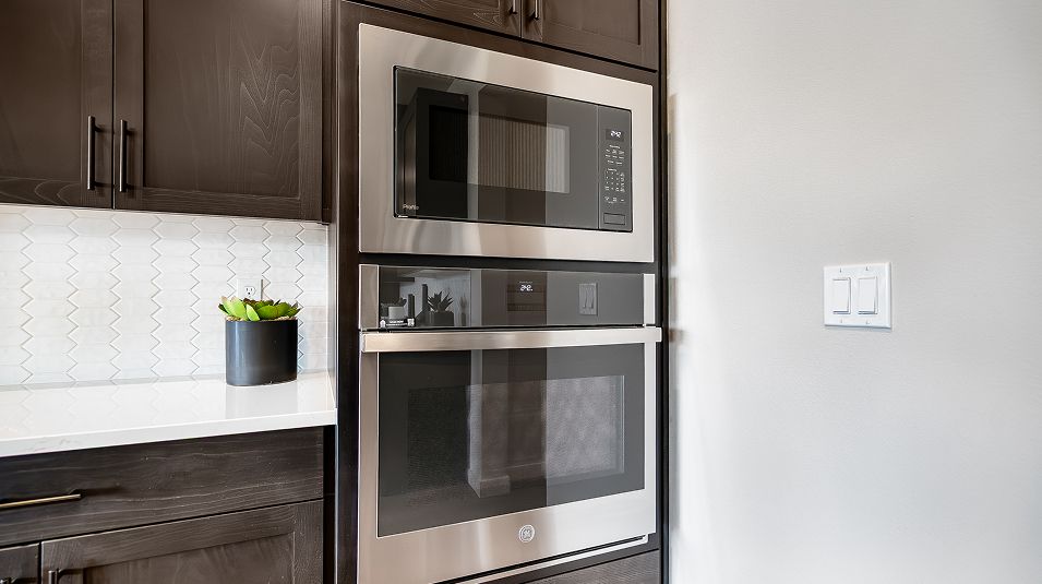 Camas Heights Windsor EI Microwave Wall Oven F1