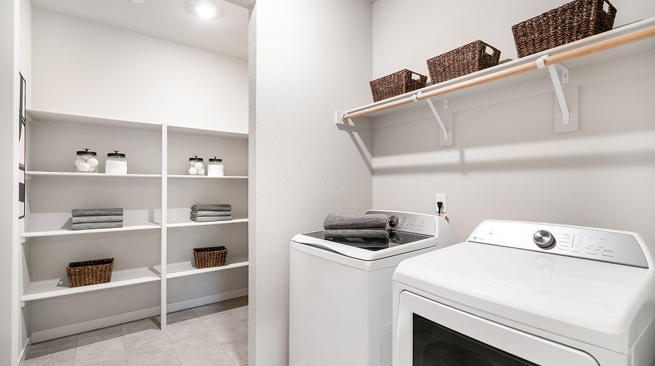 Camas Heights Windsor EI Washer Dryer Laundry Shelving F2