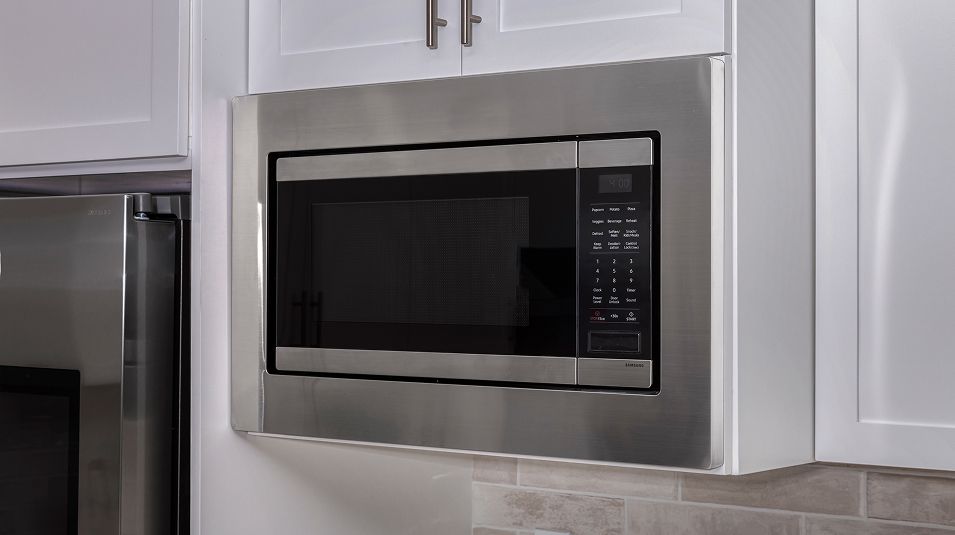 Turano Lakeshore EI Kitchen Microwave