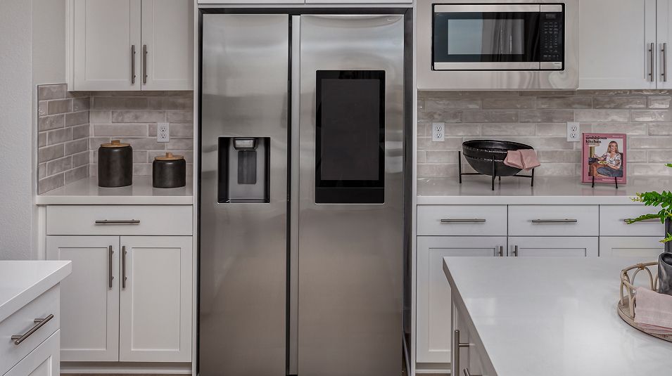 Turano Lakeshore EI Kitchen Refrigerator