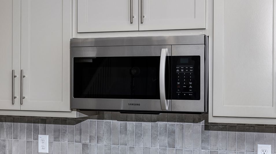 Crestwick Tracy Hills Res3 EI Kitchen Microwave