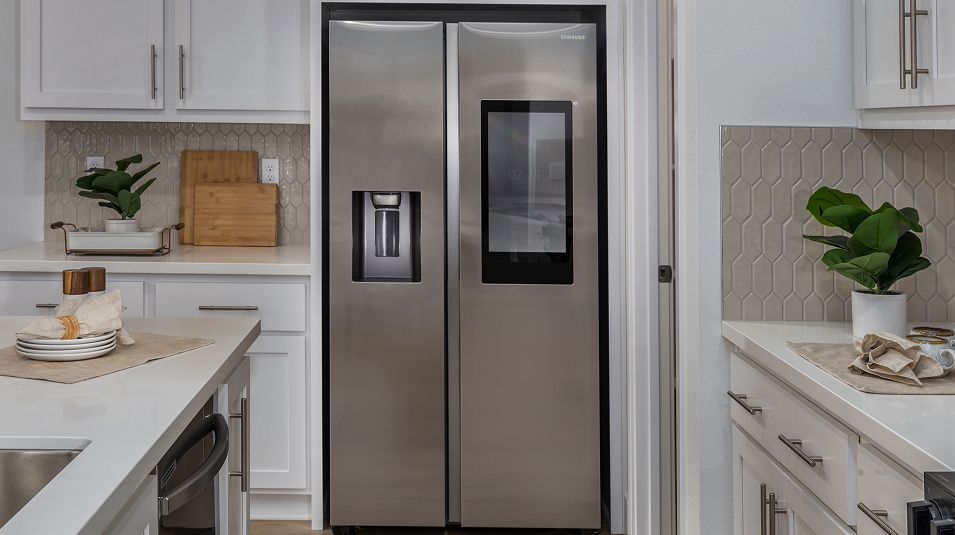 Boulder Tracy Hills Res1 EI Kitchen Refrigerator