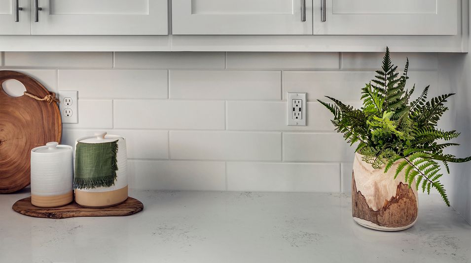 Magnolia at Baldwin Ranch Kitchen EI Quartz Countertop