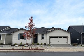 532 Silver Frost Drive (Benton)