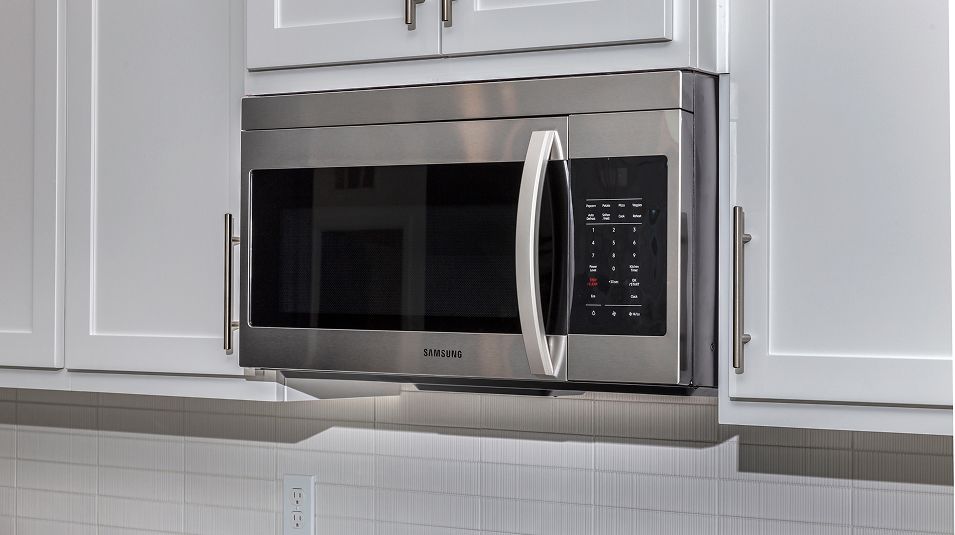 Ridgerton Tracy Hills EI Kitchen Microwave