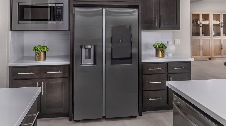 Rockingham Tracy Hills Res2 EI Kitchen Refrigerator