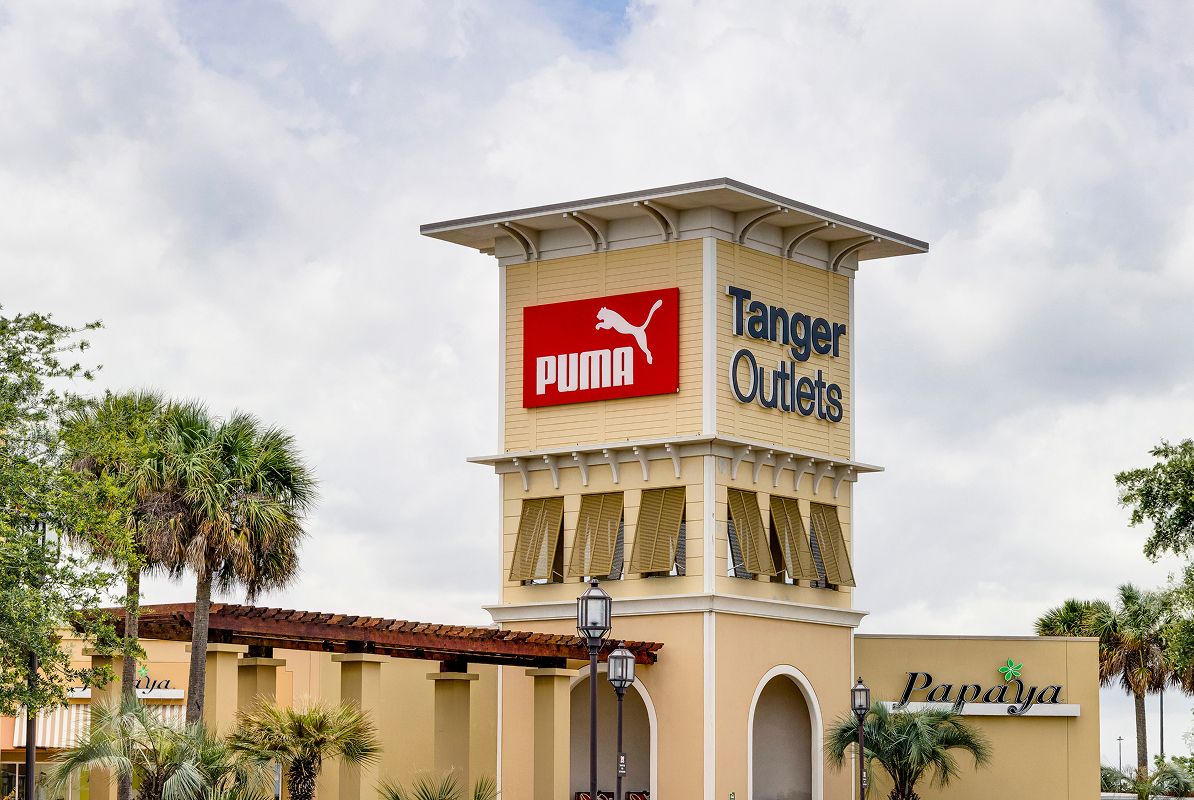 League City Shopping Tanger Outlet