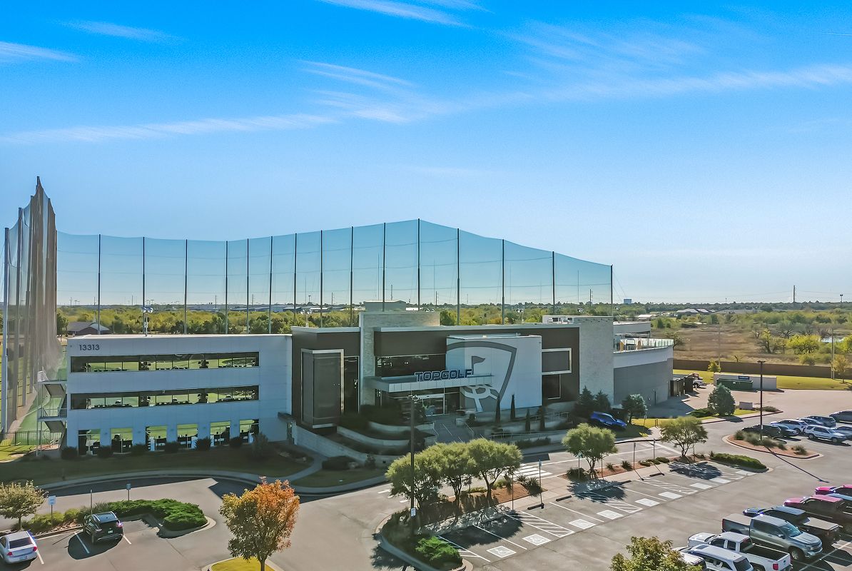 Oklahoma City Top Golf 3of4