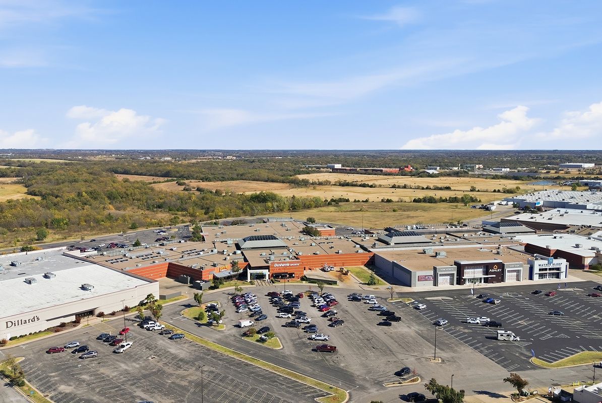 Shawnee Shawnee Mall 1of5