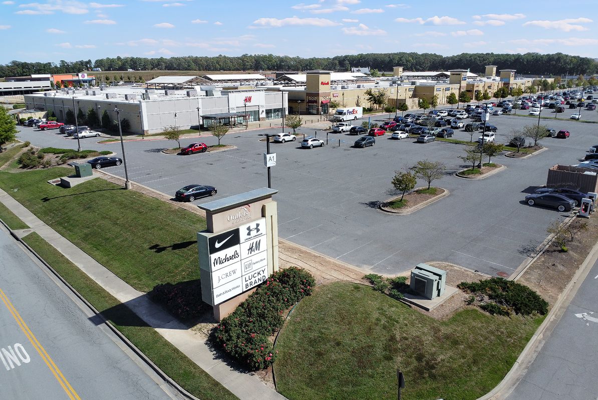 Benton Outlets Of Little Rock 7of8