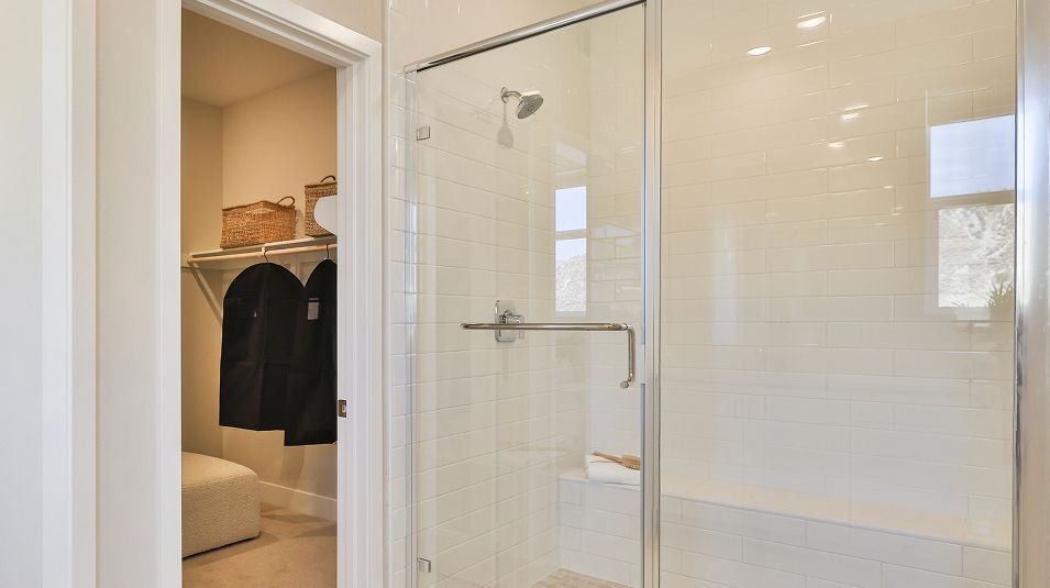 Opal North Valencia Res4 Owners Bath 3of3 F2