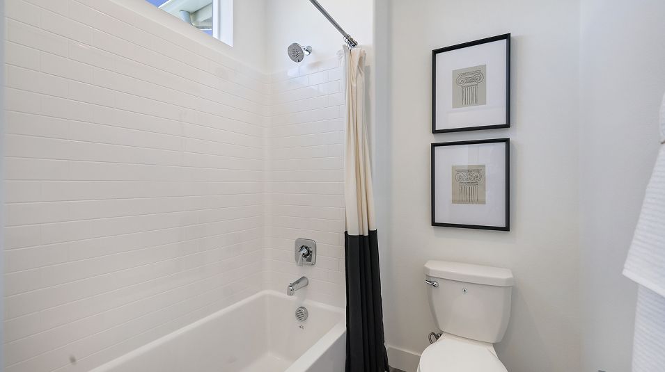 Opal Valencia Res3 Bath2 2of2 F3