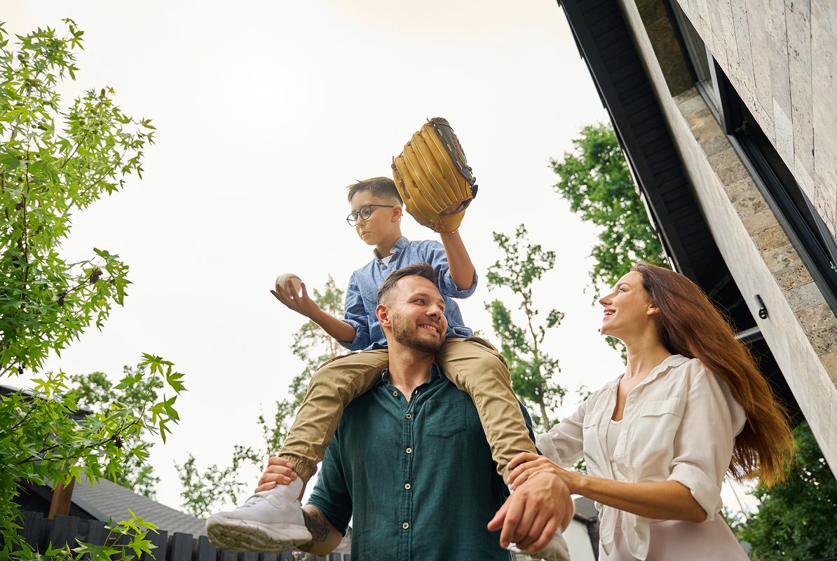 N Pic Family Outdoors Parents Son Shoulders Baseball