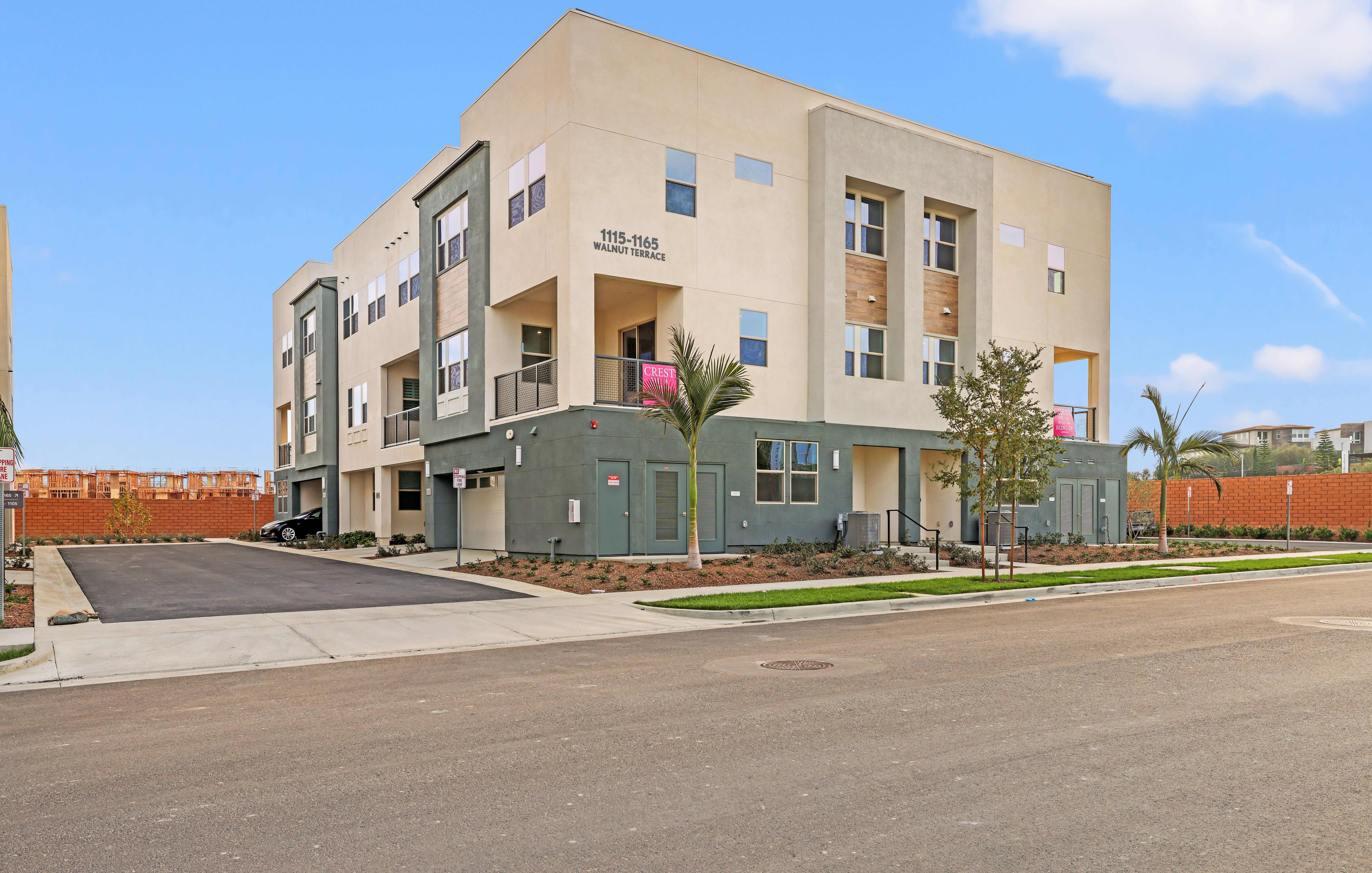 Crest 1 - Metro Heights - Crest: Montebello, California - Lennar