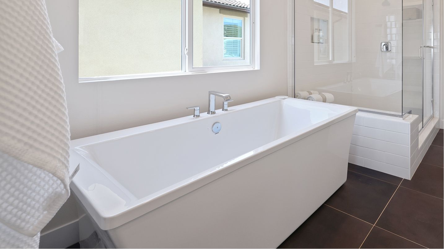 Campana Tesoro Highlands Res2 Owners Bath 2of5 F2