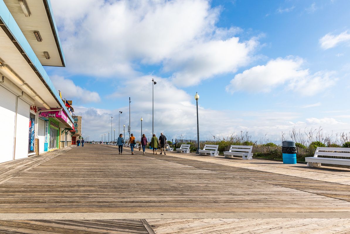 DE Sussex County Rehoboth Beach Boardwalk Strolling Photoshoot 120525