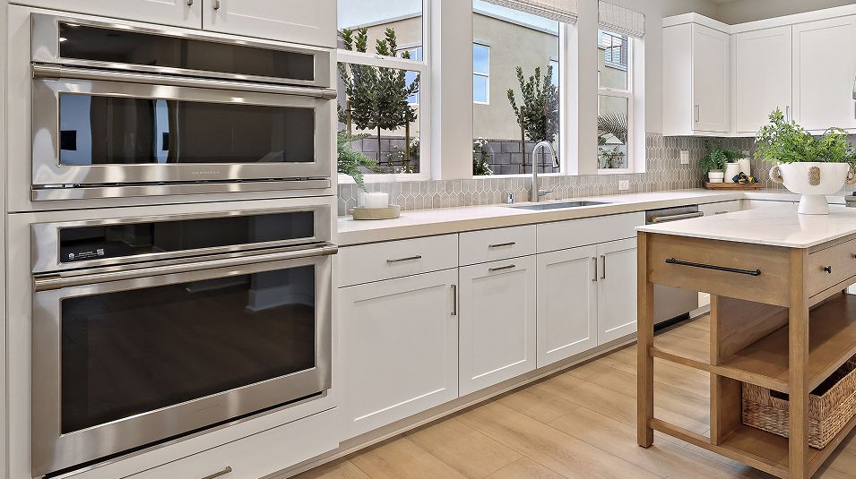 Torrey Pineridge Res7 Kitchen 2of6 F1