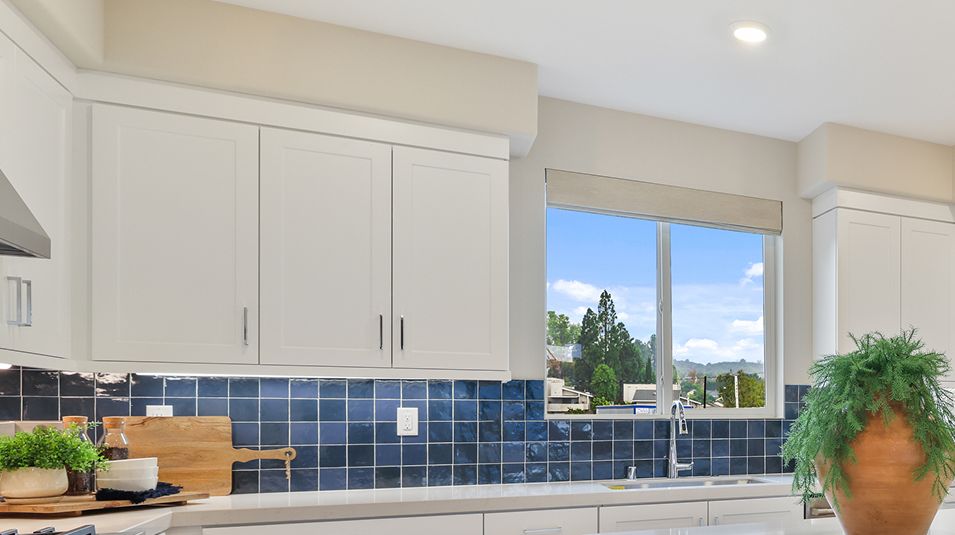 Hazel Pineridge Res2 Kitchen 2of8 F2