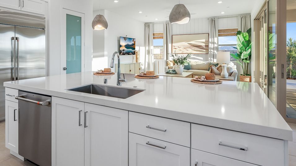 Estrada Tesoro Highlands Res1 Kitchen 4of14 F1