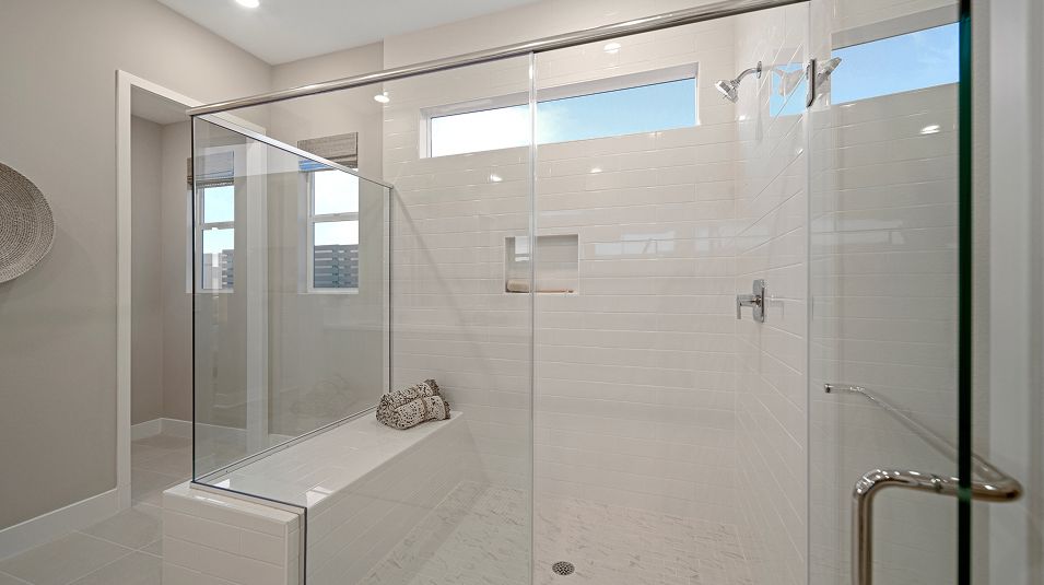 Estrada Tesoro Highlands Res3 Owners Bath 5of6 F1