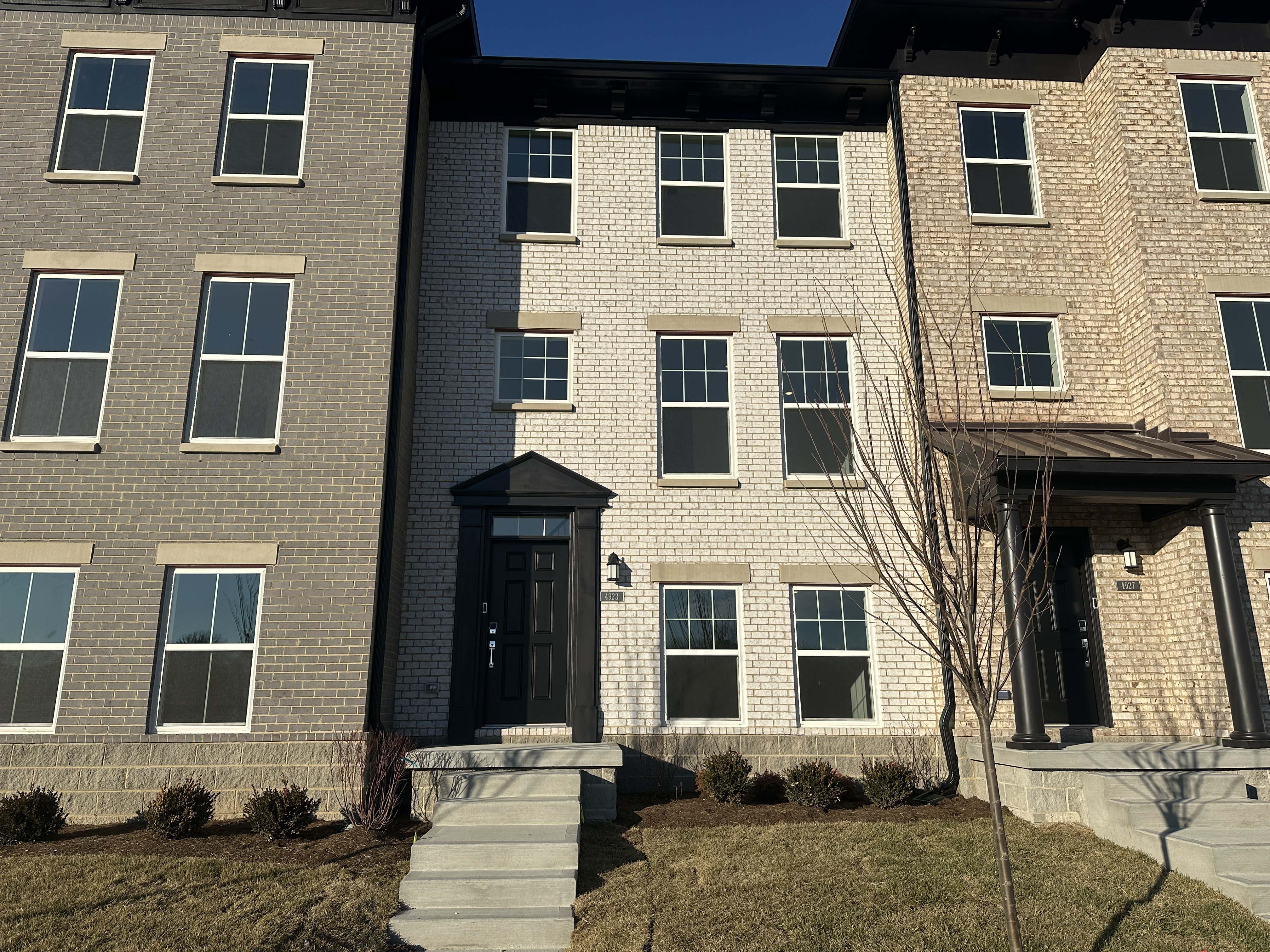 Lockerbie V - Cranbrook Towns: Noblesville, Indiana - Lennar