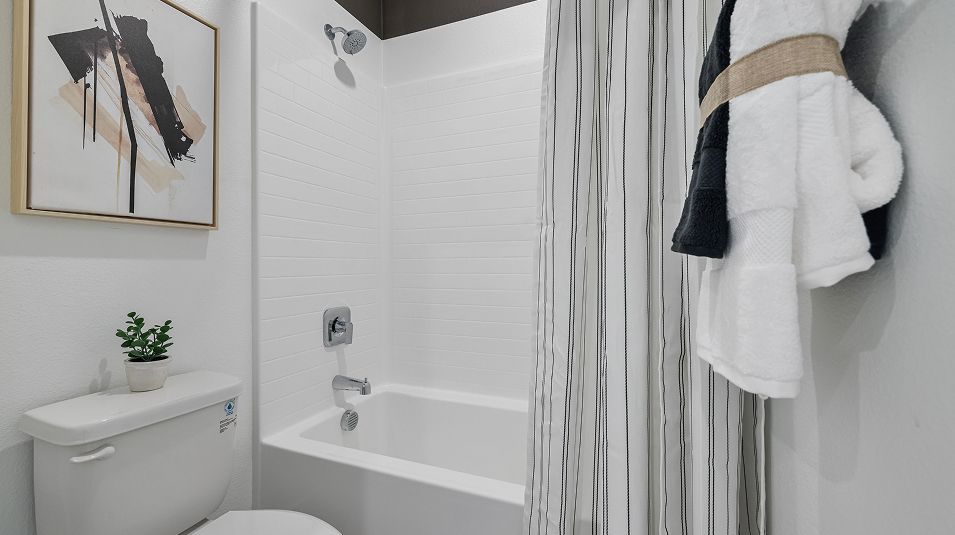 Cortona Res4 Bath2 2of2 F2