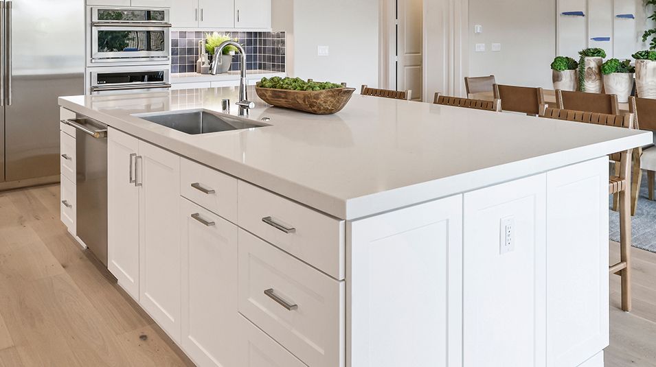 Montilla Tesoro Highlands Res3 Kitchen 3of7 F1