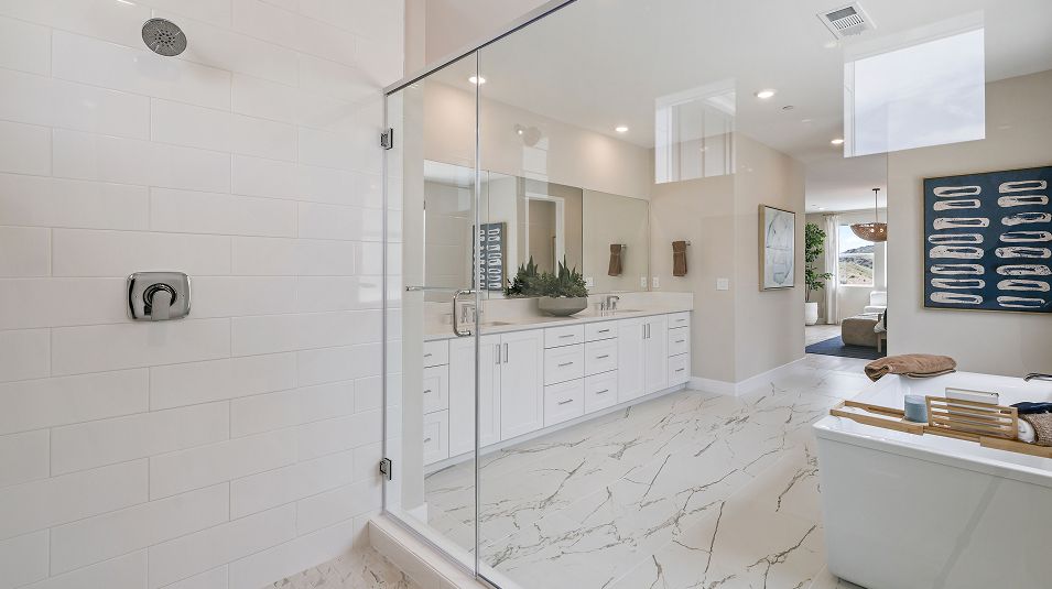 Montilla Tesoro Highlands Res3 Owners Bath 2of3 F2